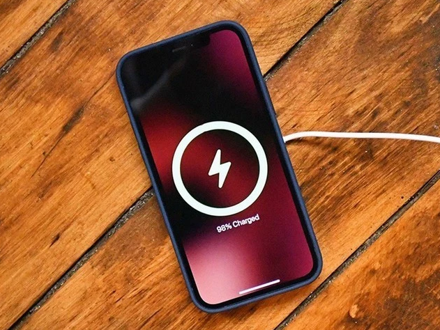 苏家屯苹果手机维修分享iPhone 12可以随便充电吗 